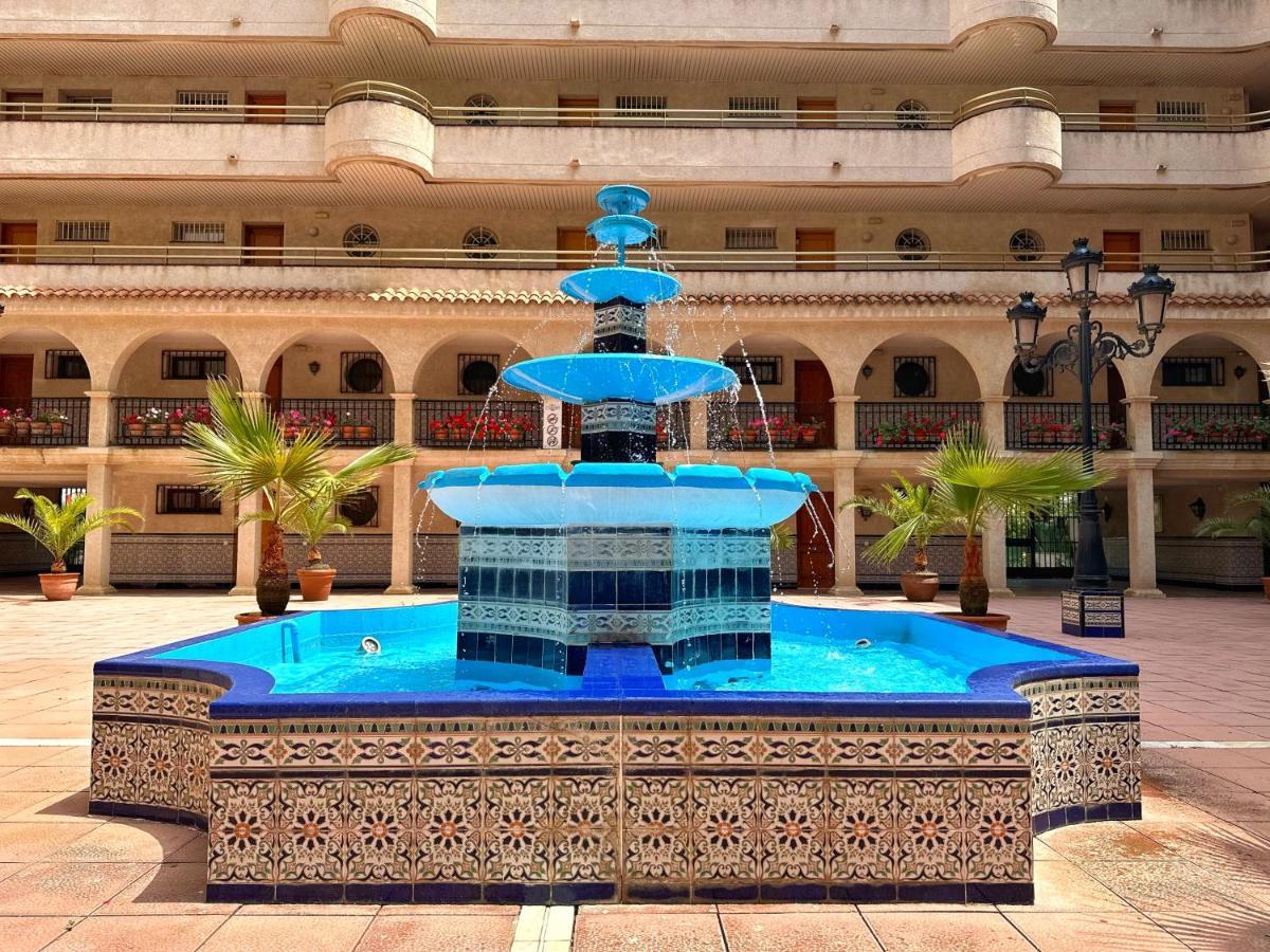 Апартаменти Domuum Holidays - Cordoba Салоу Екстер'єр фото